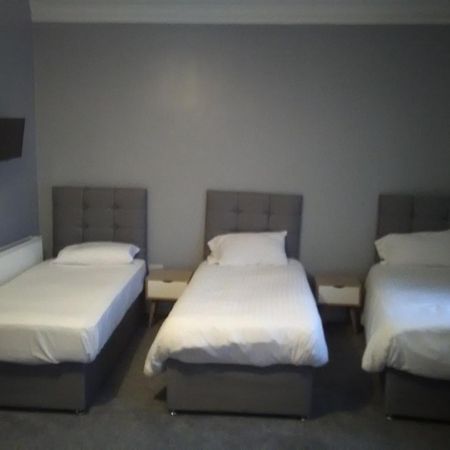 Newcastle West Hotel & Bar Δωμάτιο φωτογραφία