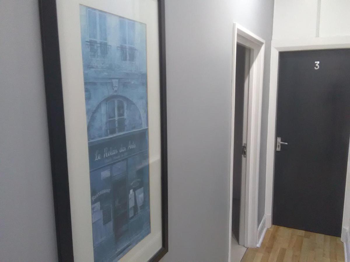 Newcastle West Hotel & Bar Εξωτερικό φωτογραφία